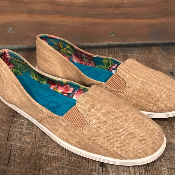 Blowfish Shoes - Blowfish canvas flats